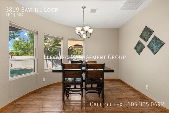 Building Photo - 3809 Bay Hill Loop SE