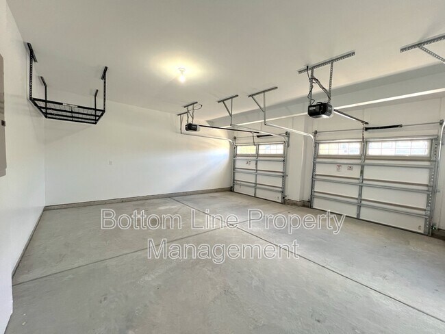 Building Photo - 12003 Gambrell Dr