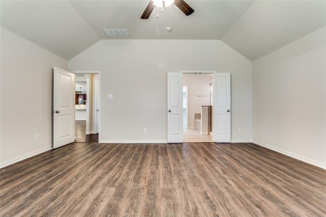 Building Photo - 5824 Silverton Ave