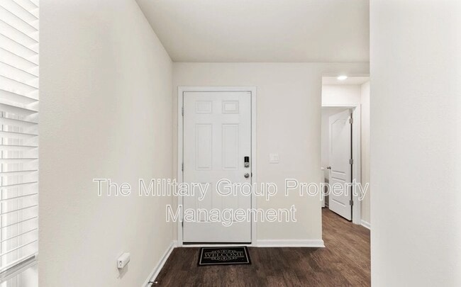 Building Photo - 15661 Strawberry Roan Ct