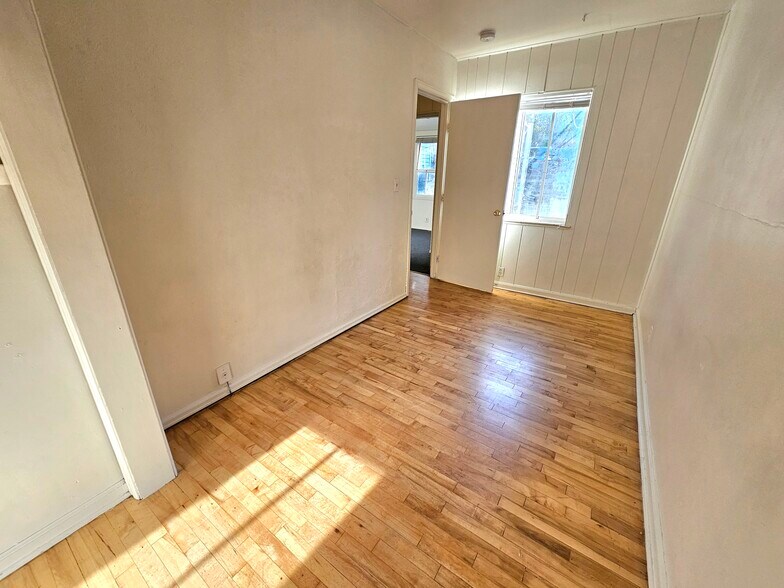 Bedroom 1 Picture from another angle - 755 19th St