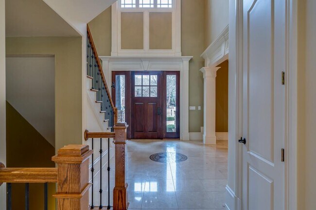 Building Photo - 6213 Arnall Ct