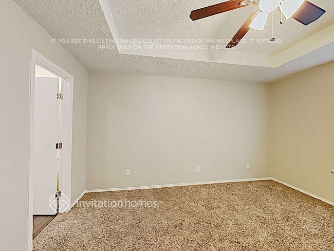 Building Photo - 661 Dandelion Dr