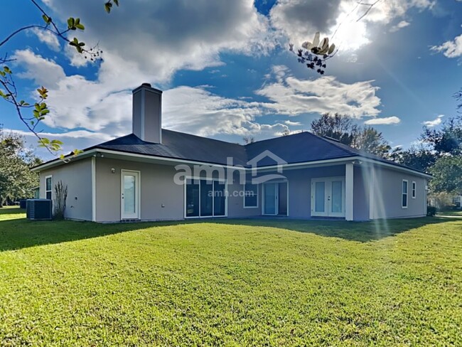 Building Photo - 10264 Lancashire Dr E