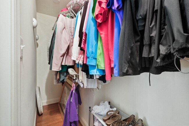 Building Photo - 308 Orchard Ridge Dr