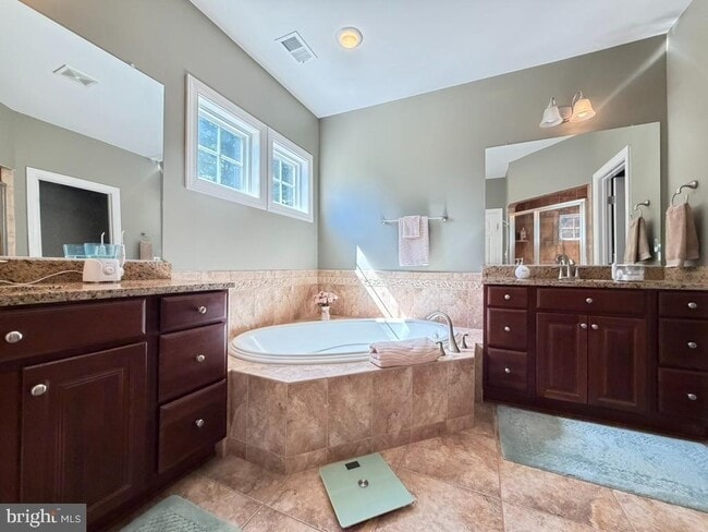 Building Photo - 9804 Anvil Ct