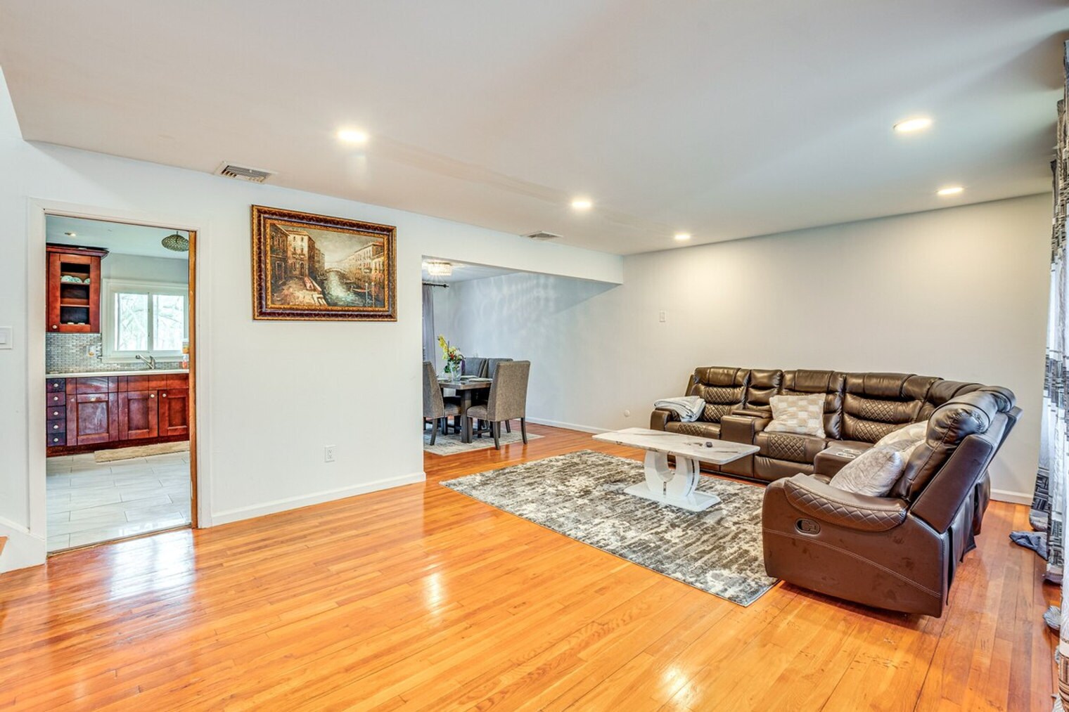 Building Photo - 2851 Debra Way