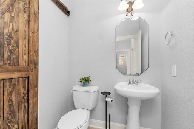 Building Photo - 30515 Mystic Canyon Dr