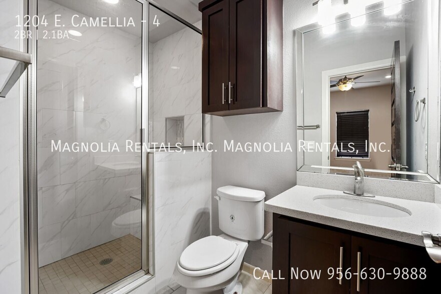 Building Photo - 1204 E. Camellia-4