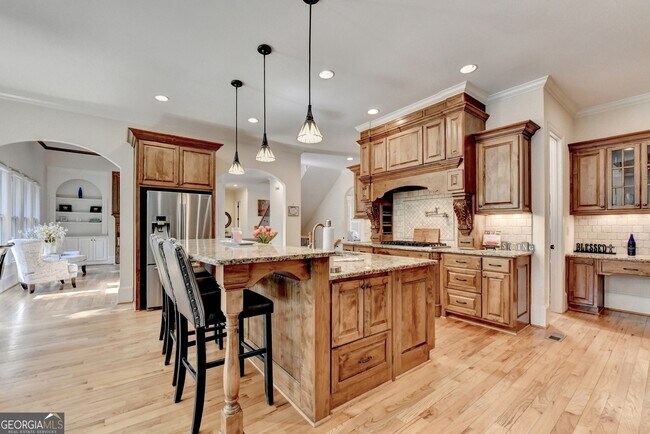 Building Photo - 11037 Estates Cir