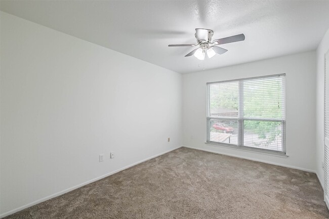 Building Photo - 5005 Georgi Ln