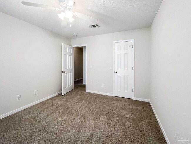 Building Photo - 2533 Jibe Dr