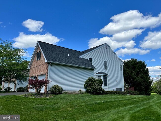 Building Photo - 210 Kimberton Dr