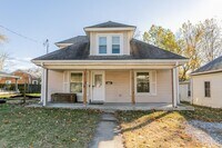 Building Photo - Close to everything downtown!