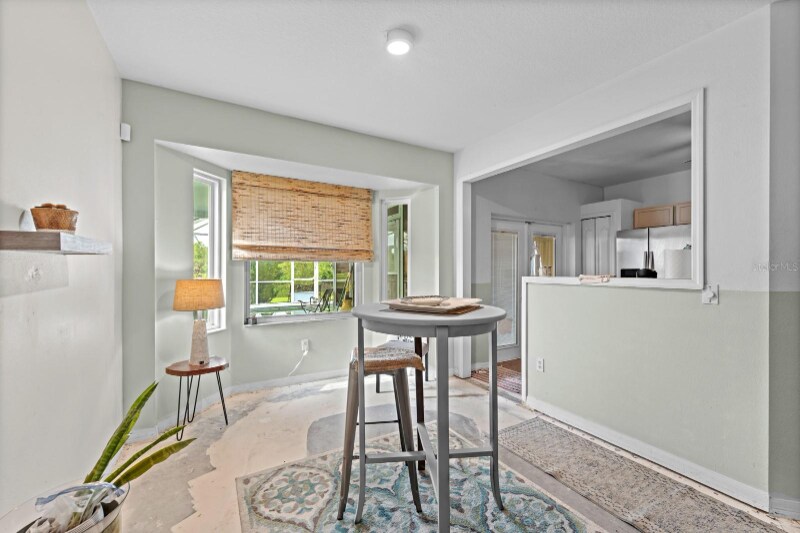 Building Photo - 1112 Lake Shore Ranch Dr