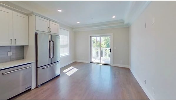 Building Photo - 132 Chelsea St