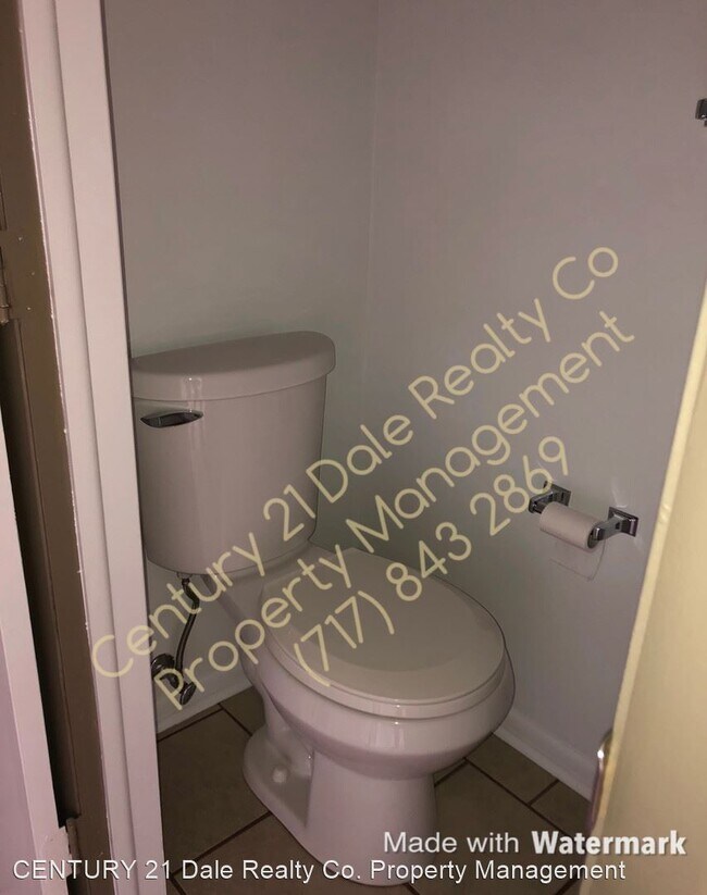 Building Photo - 2 br, 1.5 bath House - 20 Williamstown Circle