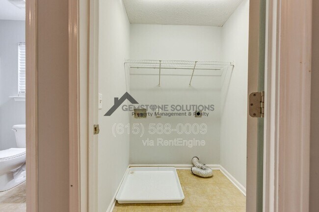 Building Photo - 1033 Cheryl Ln
