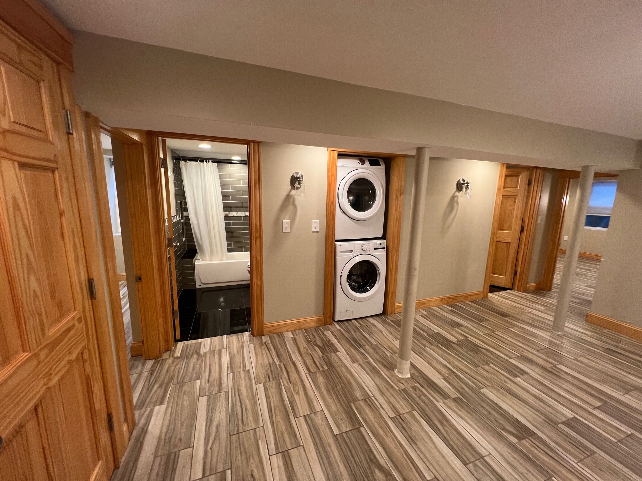 Building Photo - 152 Winchester St