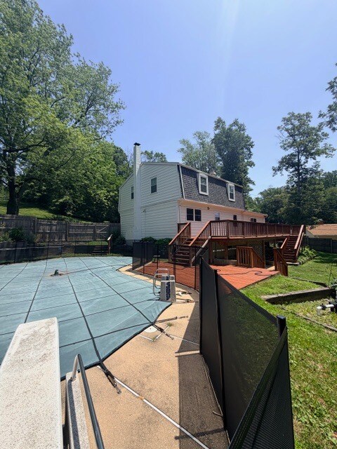 Building Photo - 238 Pond Dr