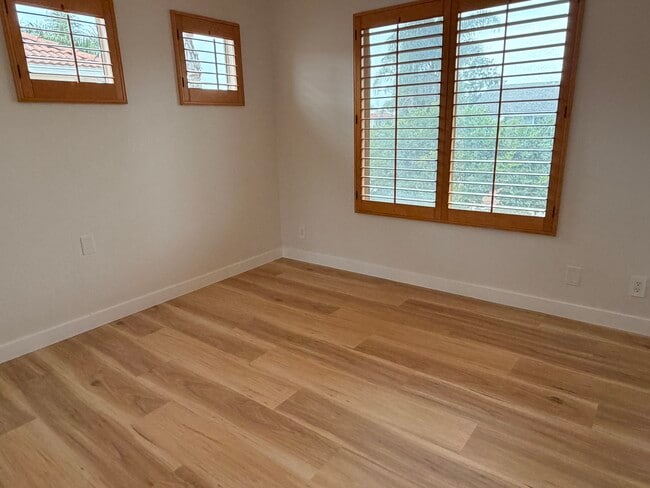 Building Photo - 8136 Constantine Dr