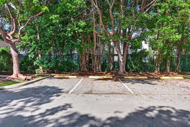 Building Photo - 10765 Cleary Blvd
