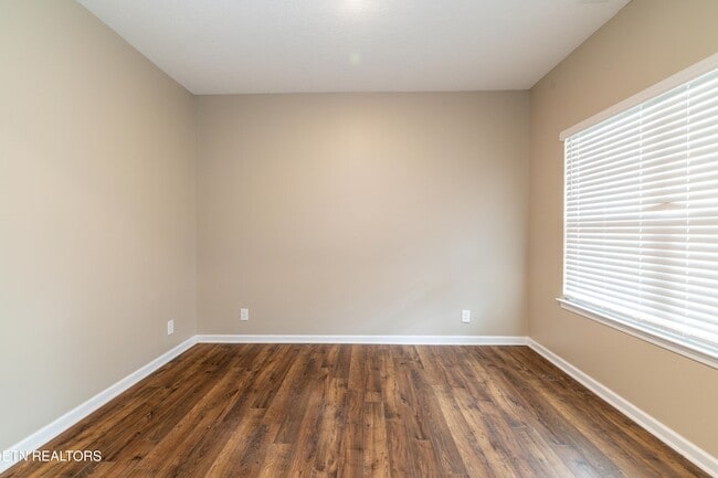 Building Photo - 173 Ashe Ave