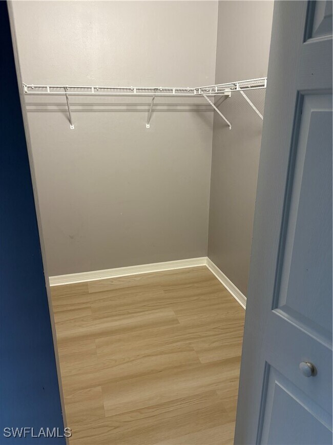 Building Photo - 10000 Maddox Ln