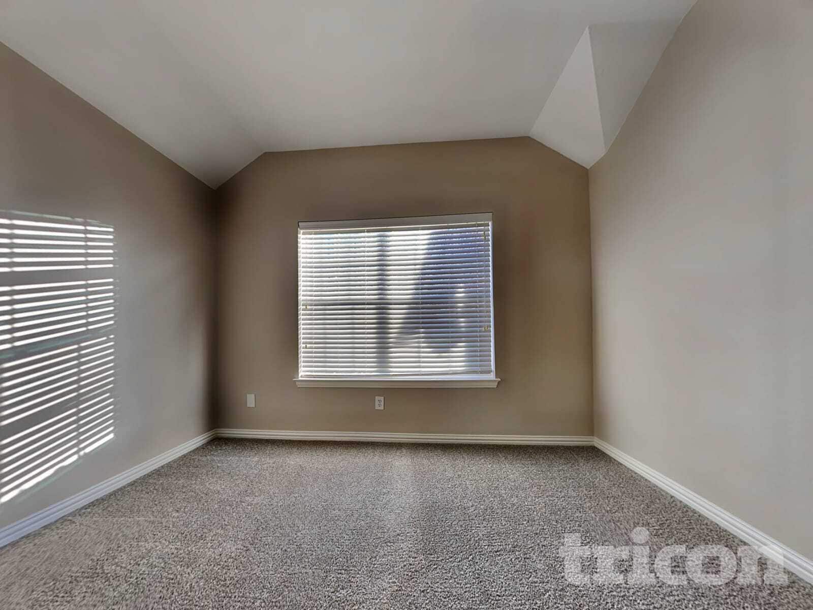 Building Photo - 2413 Castle Creek Dr