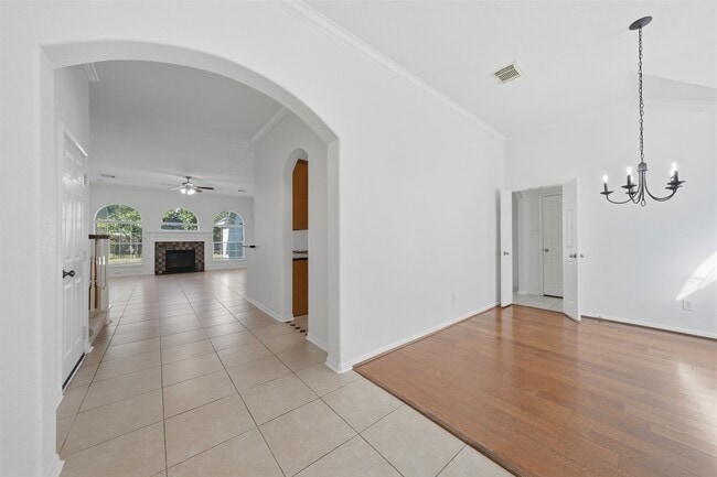 Building Photo - 21610 Grand Hollow Ln