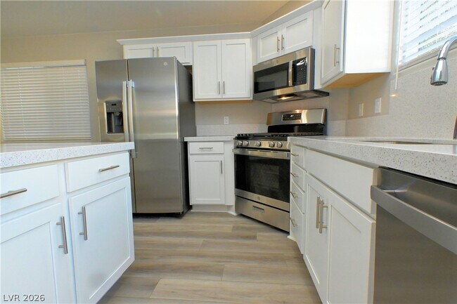 Building Photo - 7256 Winding Creek Dr