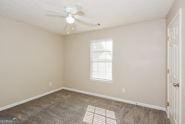 Building Photo - 381 Clearsprings Dr