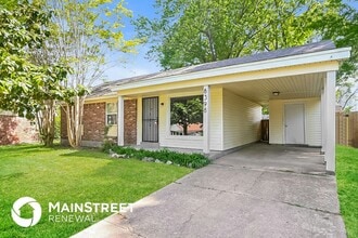 Building Photo - 8398 Hickory Cove