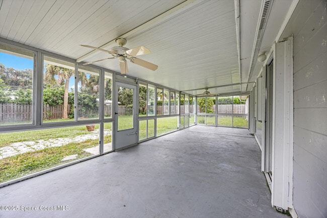 Building Photo - 138 W Pasco Ln