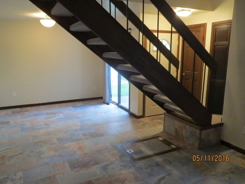 Building Photo - 5570 Pennsylvania Ave