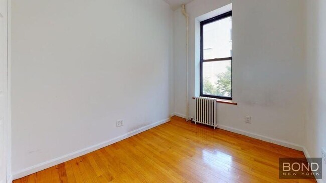 Building Photo - 2 bedroom in Manhattan NY 10003