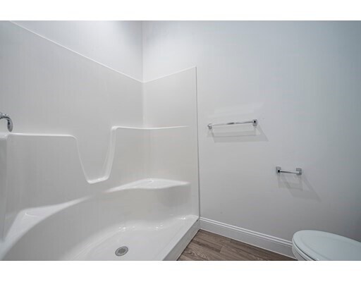 Building Photo - 2 S Grove St