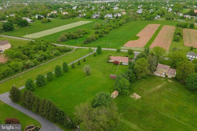 Building Photo - Coming Soon – Beautiful Ranch Home on Nearly 2 Acres | Showings Available Now | Mid-August Move-In