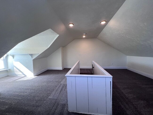 Building Photo - Updated 3 BR 2.5 bath house now available!