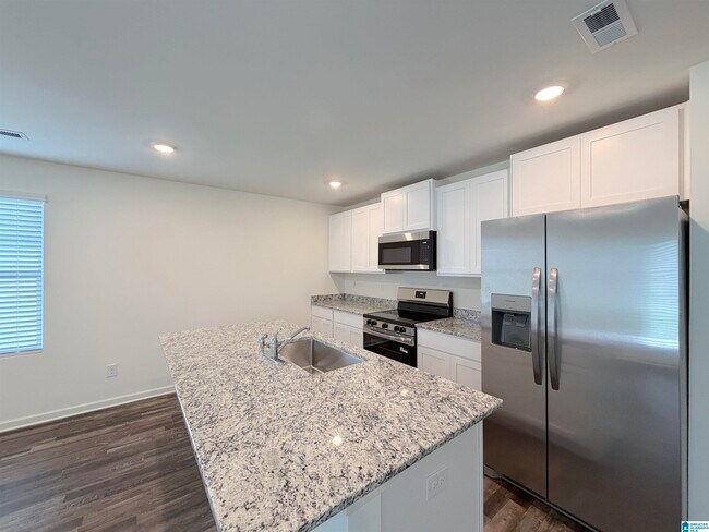 Building Photo - 12742 Collier Curv
