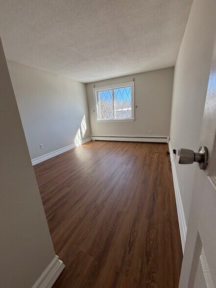 Building Photo - 3 Silvestri Cir