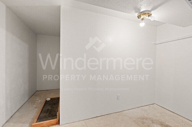 Building Photo - Beautiful 4-Bedroom Home In The South Hill With Solar Panels - Save On Utilities