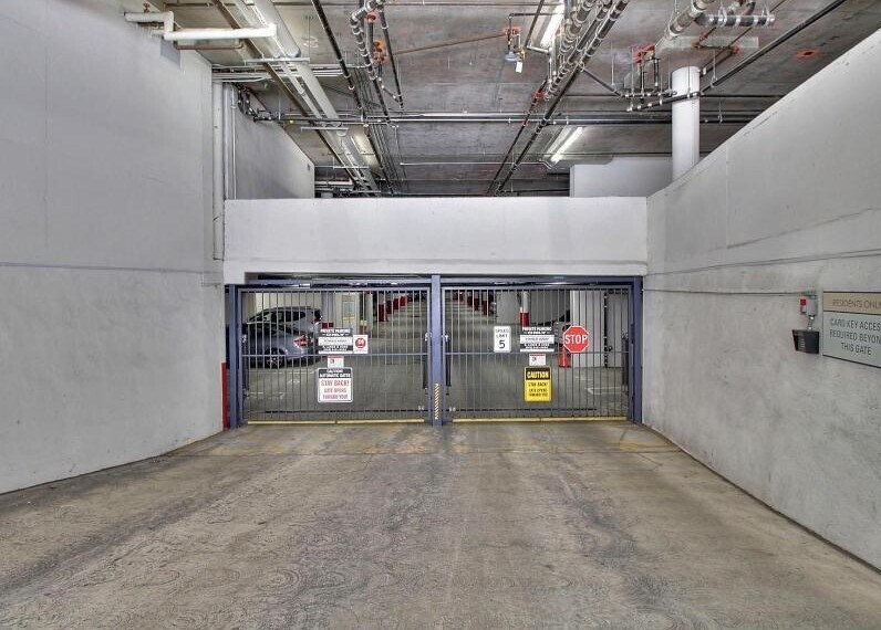 Building Photo - 5425 DeMarcus Blvd