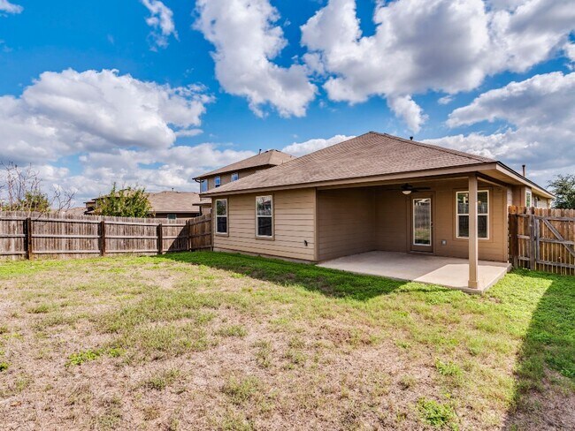 Building Photo - 141 Linden Ln