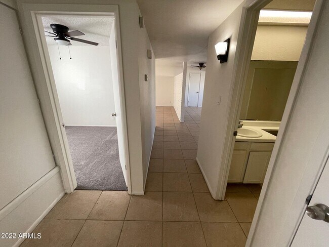 Building Photo - 7312 W Desert Cove Ave