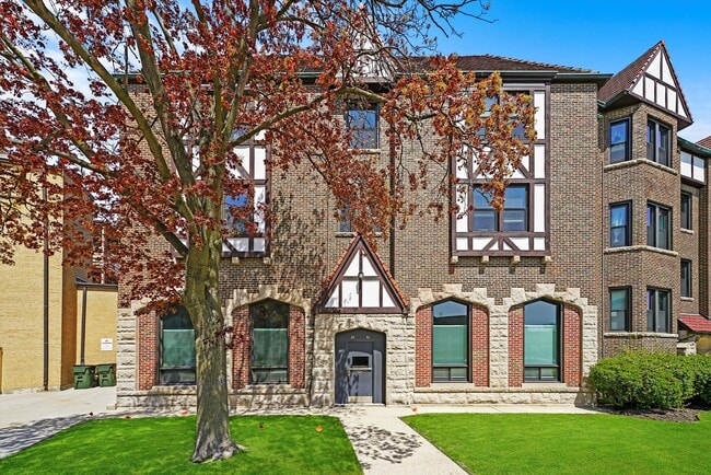 Building Photo - 30 Lawton Rd