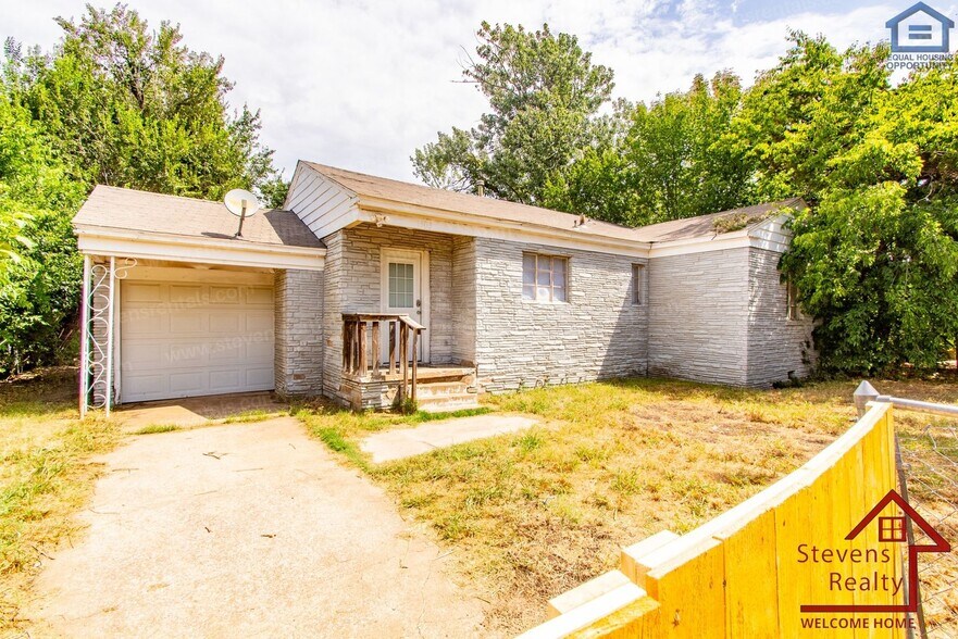 Building Photo - 1303 NW Taylor Ave