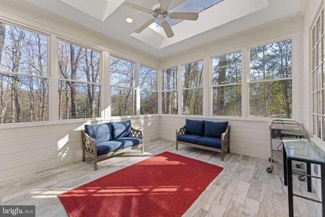 Building Photo - 8541 Old Dominion Dr