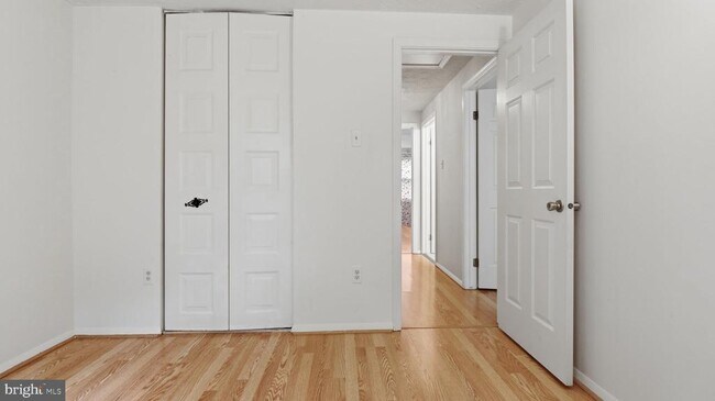 Building Photo - 7821 Fairborn Ct