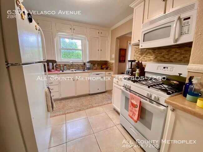 Building Photo - 6353 Velasco Ave